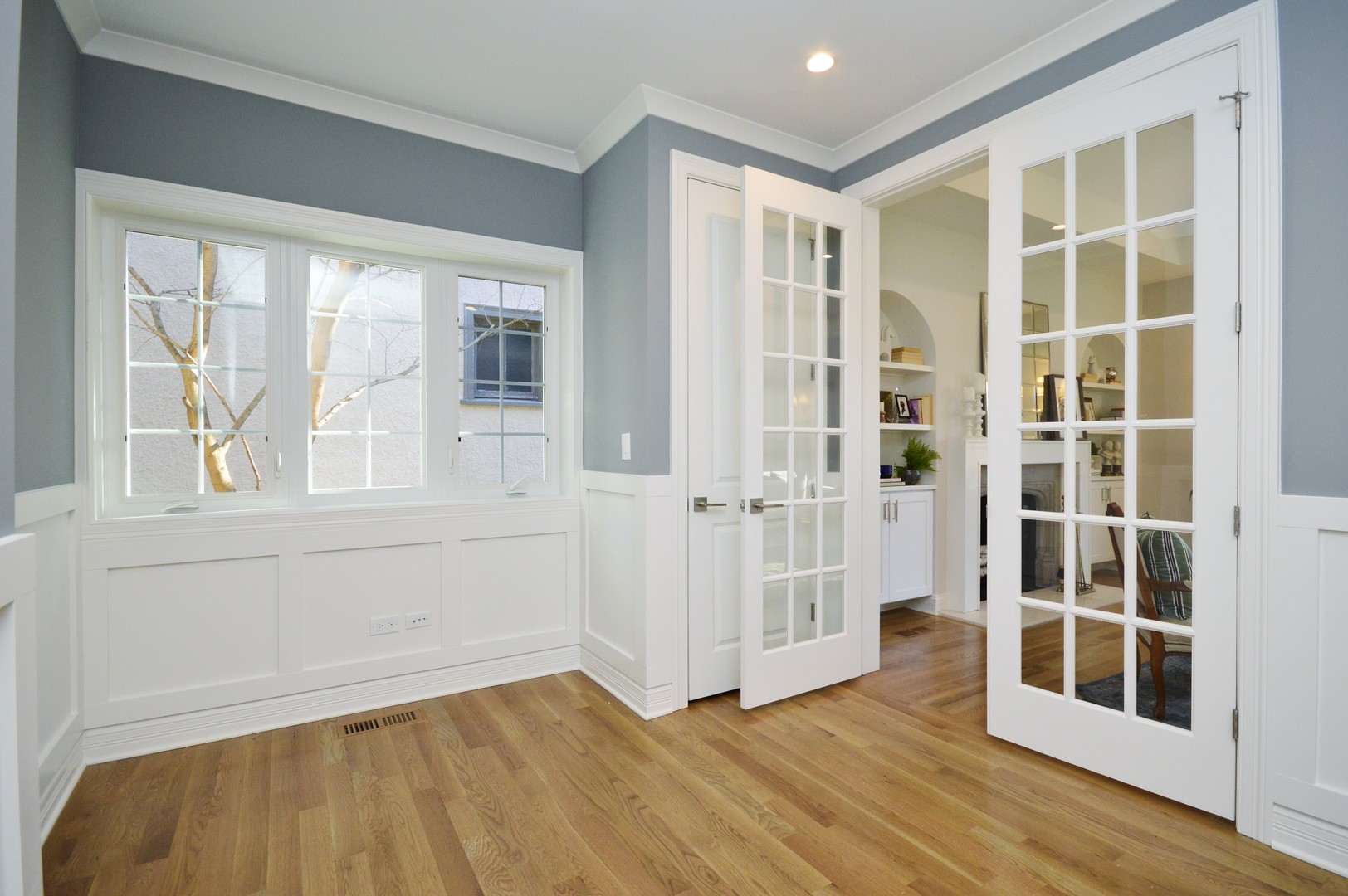 2515 Jackson Avenue Evanston, IL 60201 - Photo 19 of 34