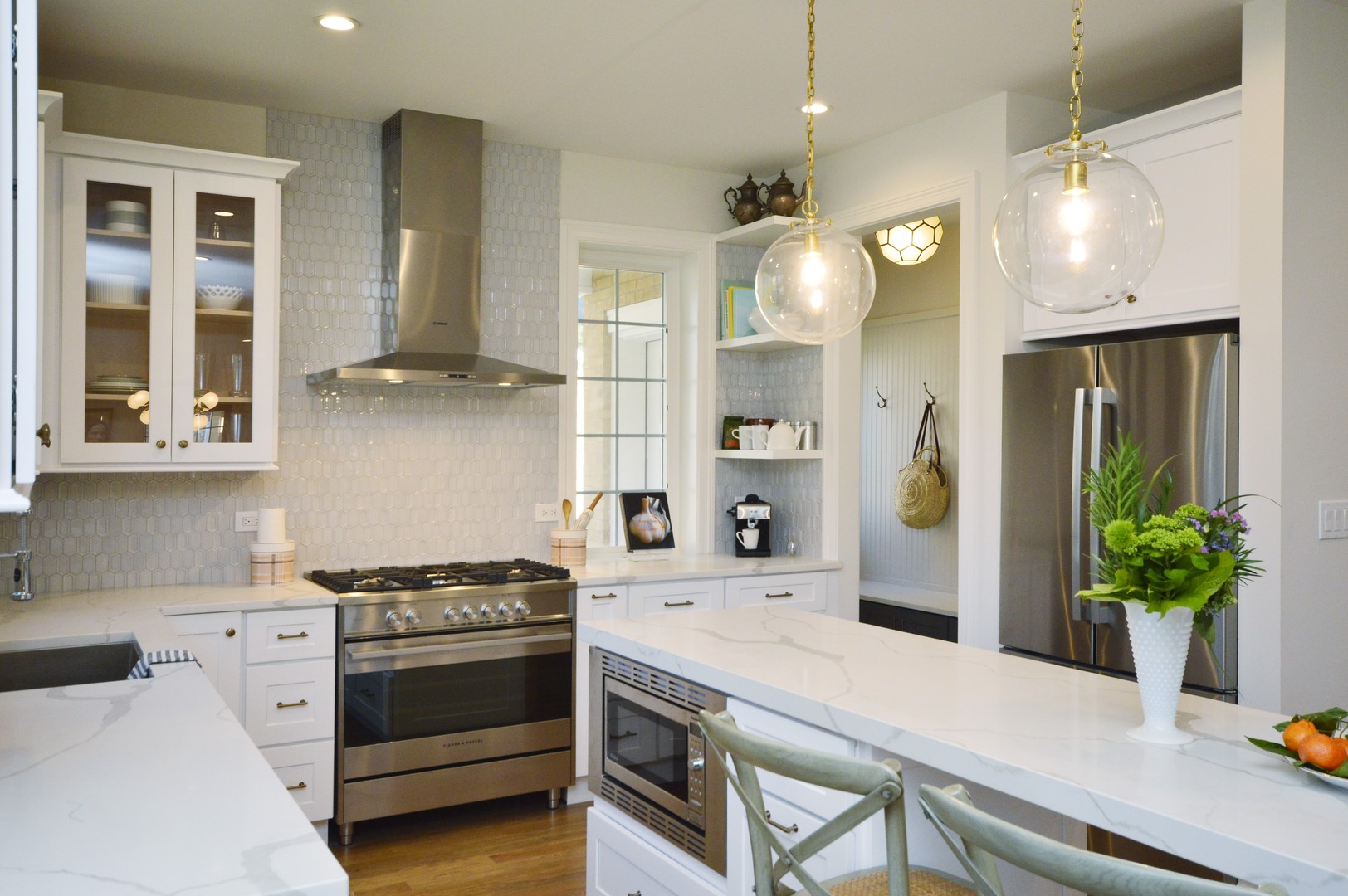 2515 Jackson Avenue Evanston, IL 60201 - Photo 10 of 34