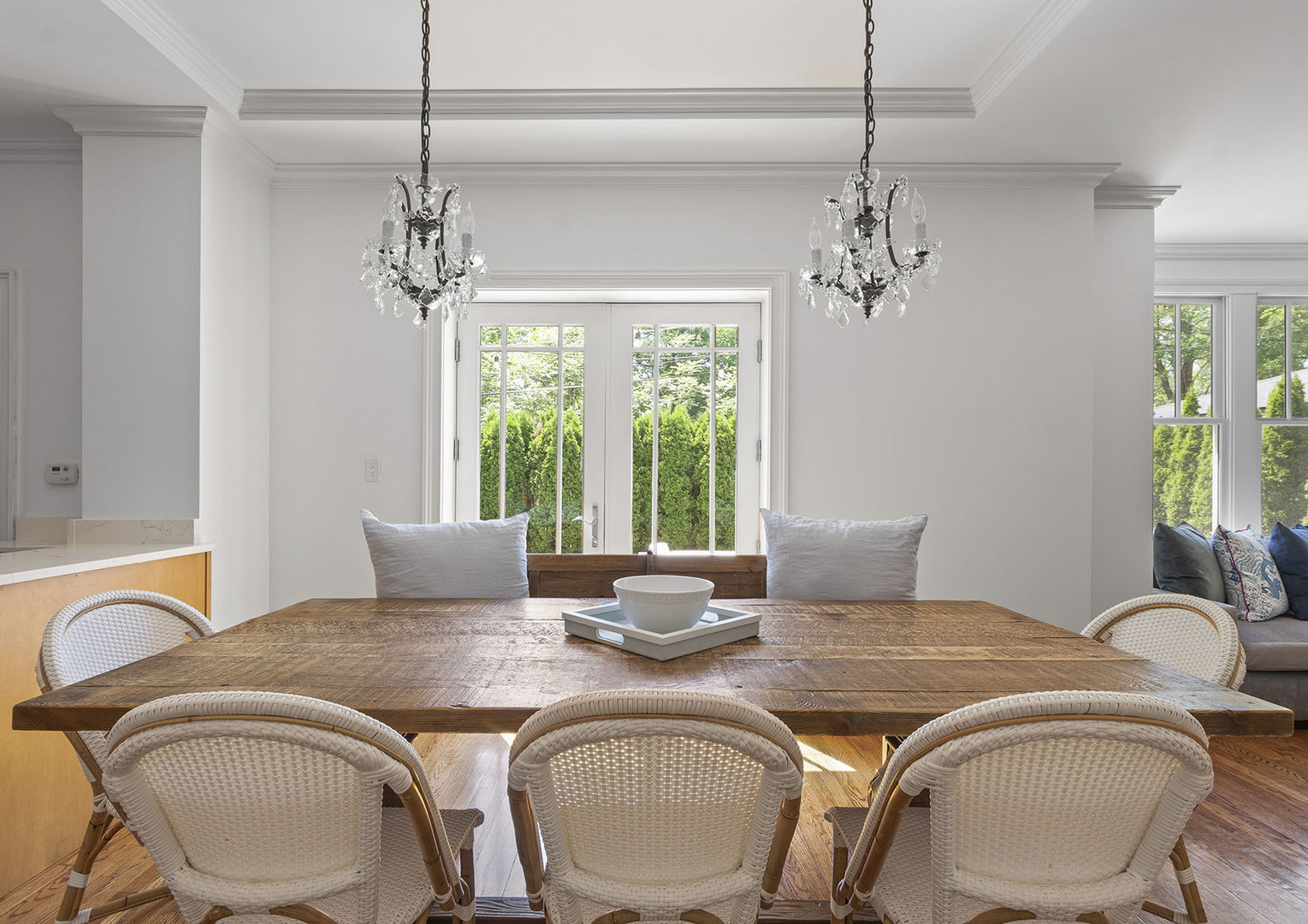 1050 Griffith Road Lake Forest, IL 60045 - Photo 8 of 40 a dining room with furniture a chandelier and window