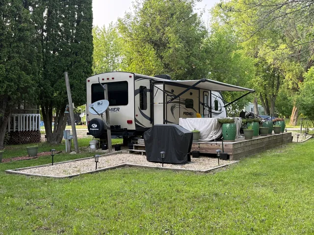 $40,000 | 28-27 Woodhaven Lakes, Sublette, IL 61367