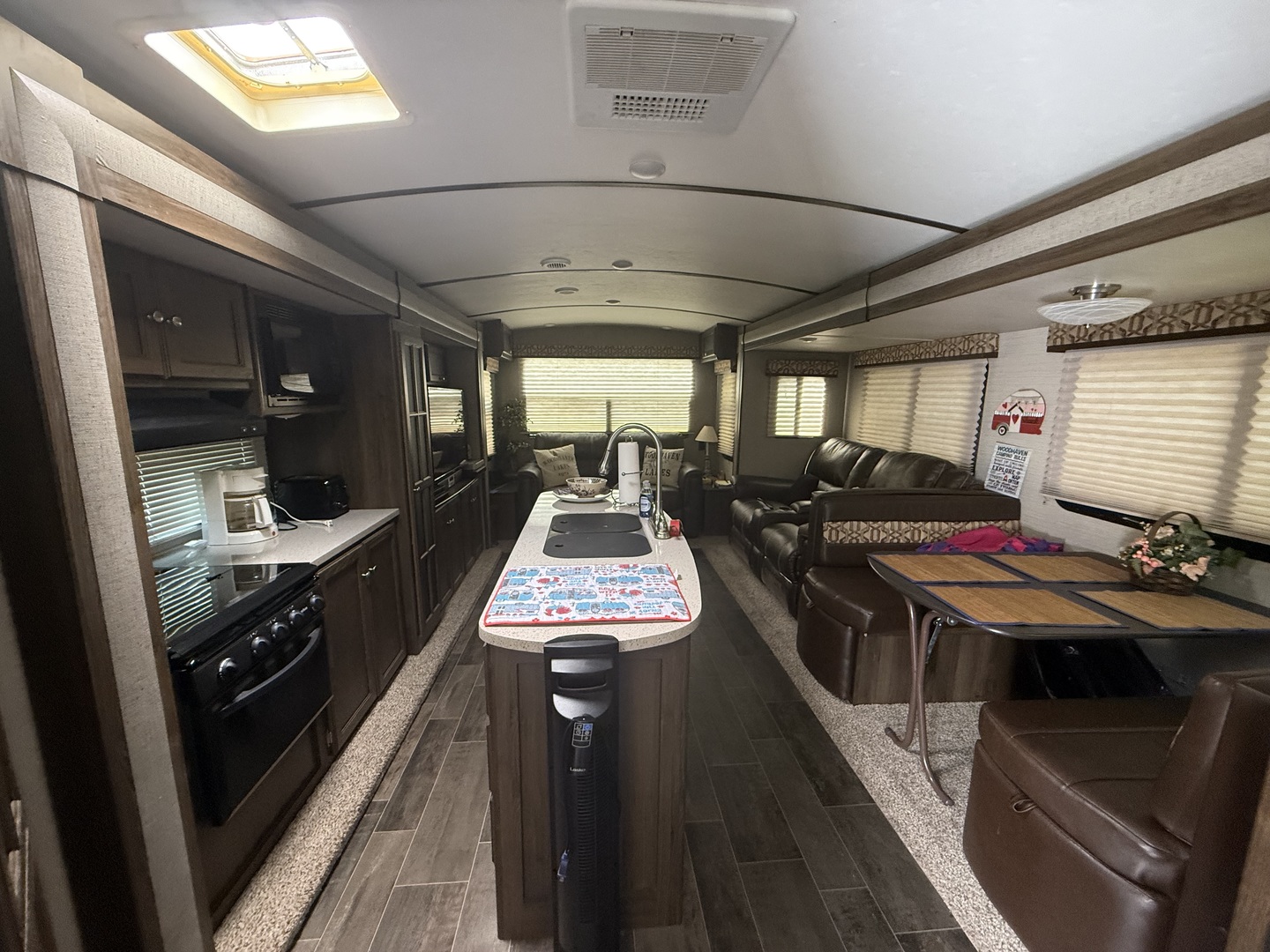 28-27 Woodhaven Lakes Sublette, IL 61367 - Photo 5 of 21 a kitchen with lots of counter top space