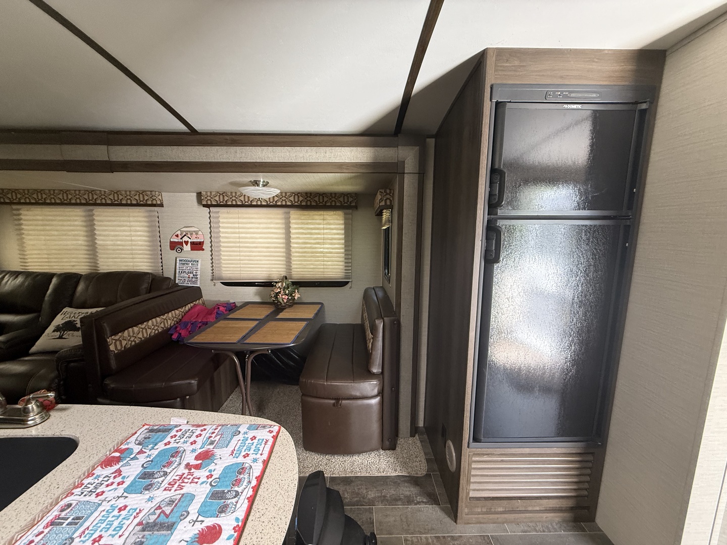 28-27 Woodhaven Lakes Sublette, IL 61367 - Photo 10 of 21 a room that has a couch and a table in it