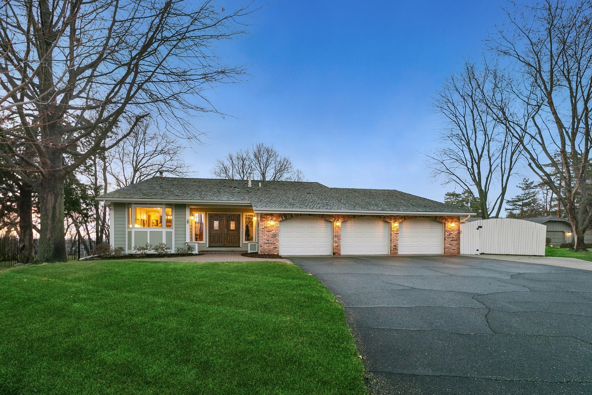 12510 Overlook Road Dayton, MN 55327 - Photo 1 of 1 Gallery Image 1