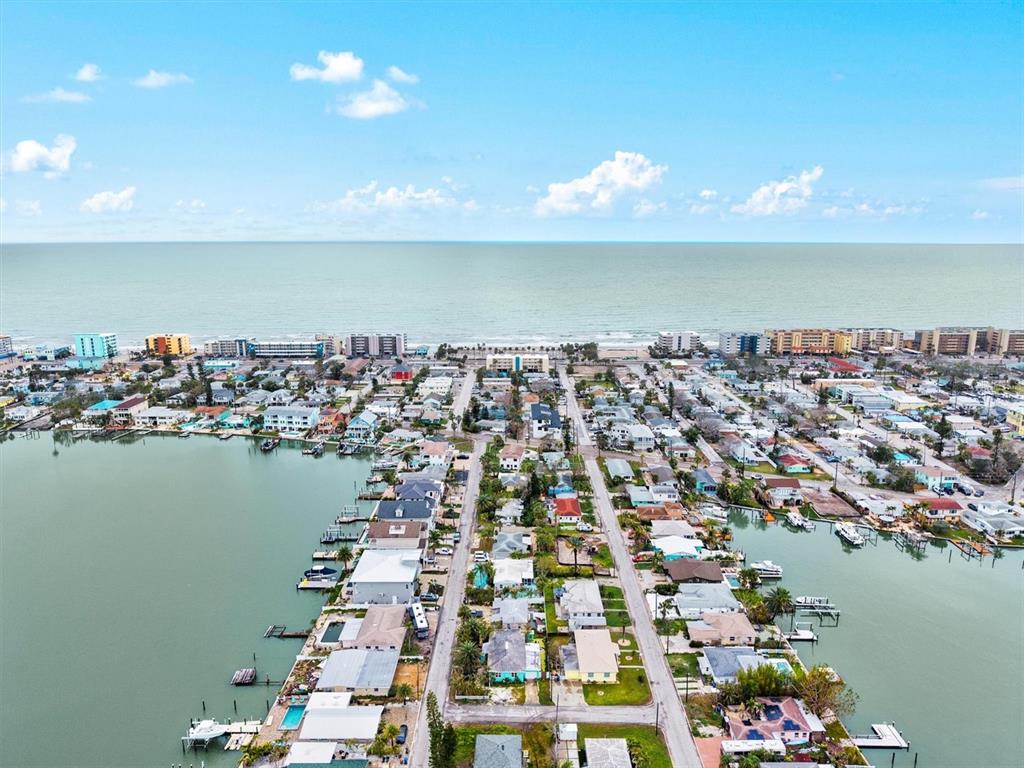 256 144th Avenue Madeira Beach, FL 33708 - Photo 16 of 27