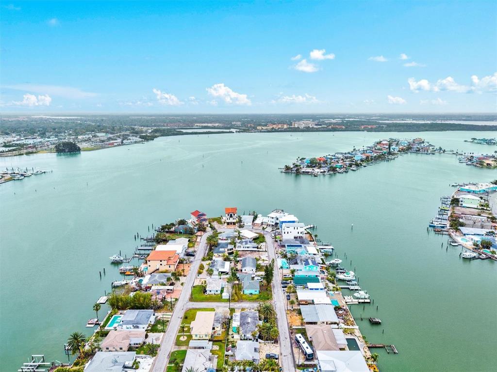 256 144th Avenue Madeira Beach, FL 33708 - Photo 18 of 27