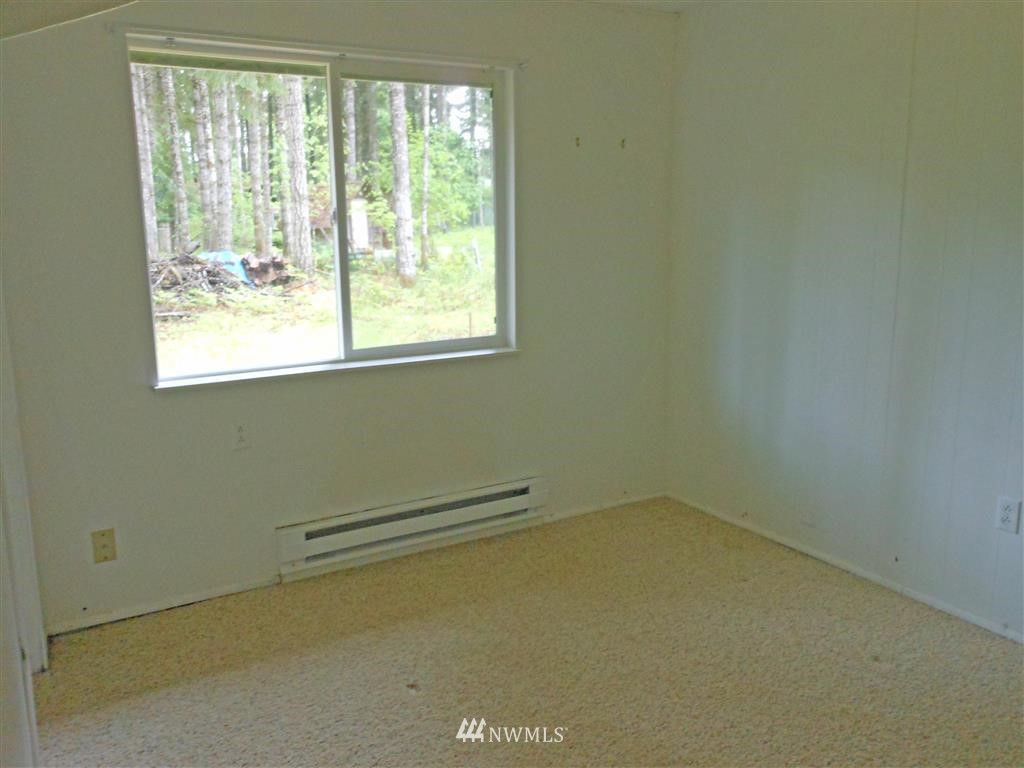 109 Sunstone Road Packwood, WA 98361 - Photo 7 of 13 Gallery Image 7
