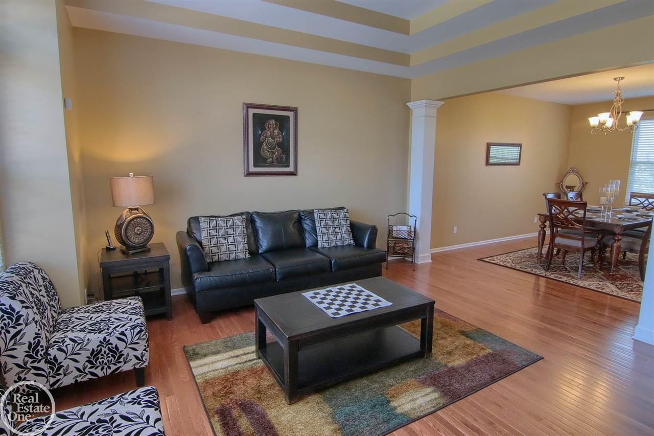 3734 Connors Drive Rochester, MI 48307 - Photo 14 of 36 31347955-13.JPG