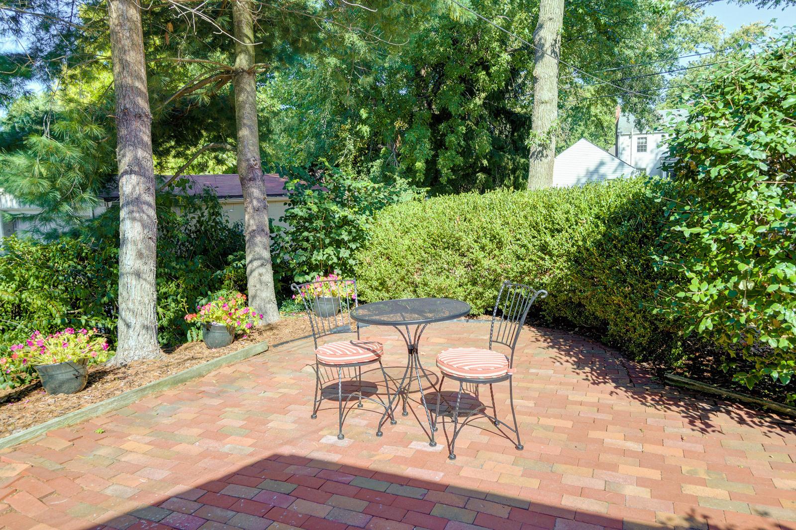 144 Nottingham Road Columbus, OH 43214 - Photo 30 of 31 Gallery Image 30