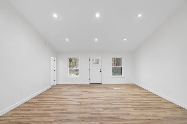 $450,000 | 4 Fawn Meadow Drive, Woolwich, ME 04579