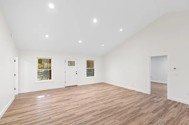 $450,000 | 4 Fawn Meadow Drive, Woolwich, ME 04579