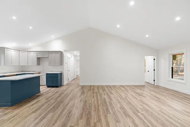 $450,000 | 4 Fawn Meadow Drive, Woolwich, ME 04579