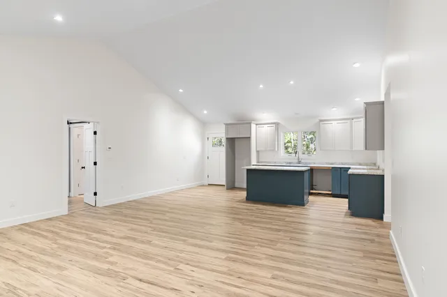 $450,000 | 4 Fawn Meadow Drive, Woolwich, ME 04579