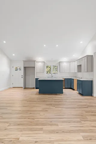 $450,000 | 4 Fawn Meadow Drive, Woolwich, ME 04579