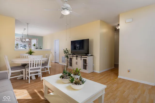 $289,999 | 871 Maidstone Avenue, Westfield, IN 46074