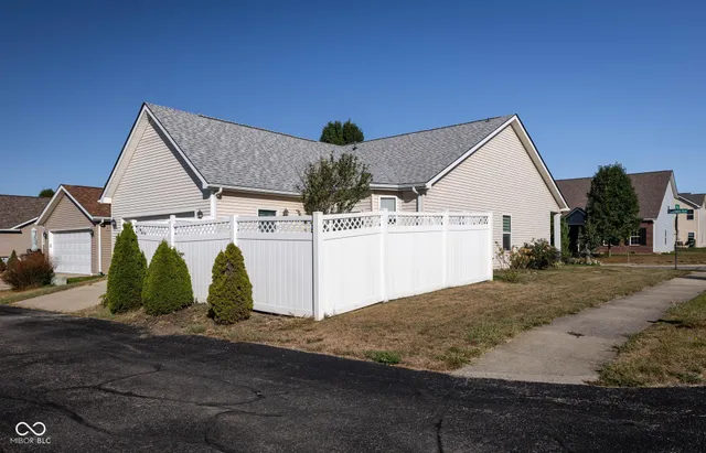 $289,999 | 871 Maidstone Avenue, Westfield, IN 46074