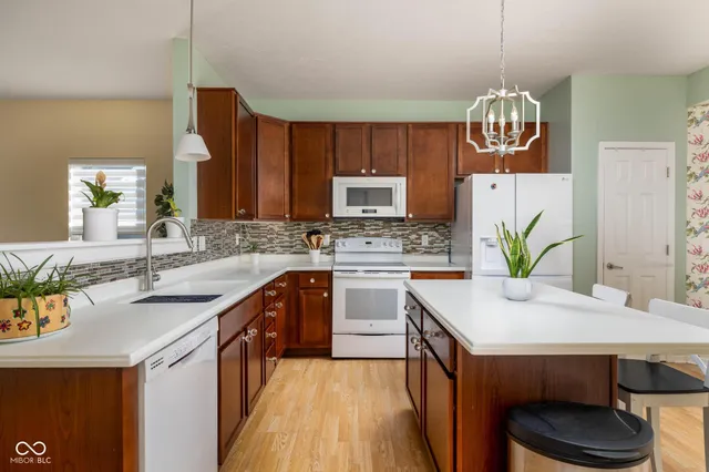 $289,999 | 871 Maidstone Avenue, Westfield, IN 46074