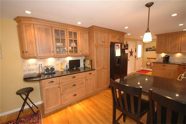 58 Wildwood Road Andover, MA 01810 - Photo 12 of 30 Gallery Image 12