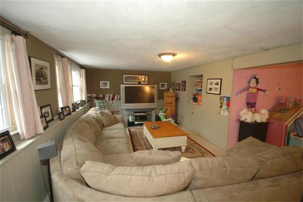 58 Wildwood Road Andover, MA 01810 - Photo 23 of 30 Gallery Image 23