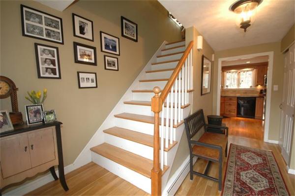 58 Wildwood Road Andover, MA 01810 - Photo 3 of 30 Gallery Image 3