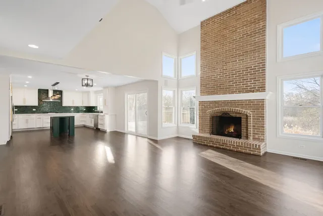 $595,000 | 537 Arbor Lane, Oswego, IL 60543