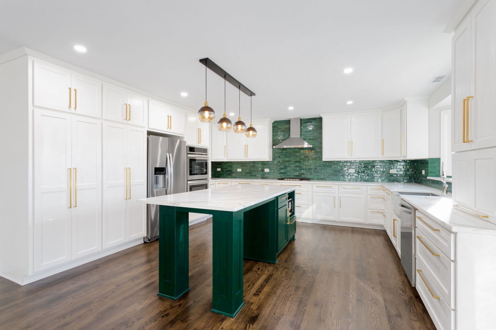 537 Arbor Lane Oswego, IL 60543 - Photo 14 of 33 a large kitchen with cabinets and stainless steel appliances