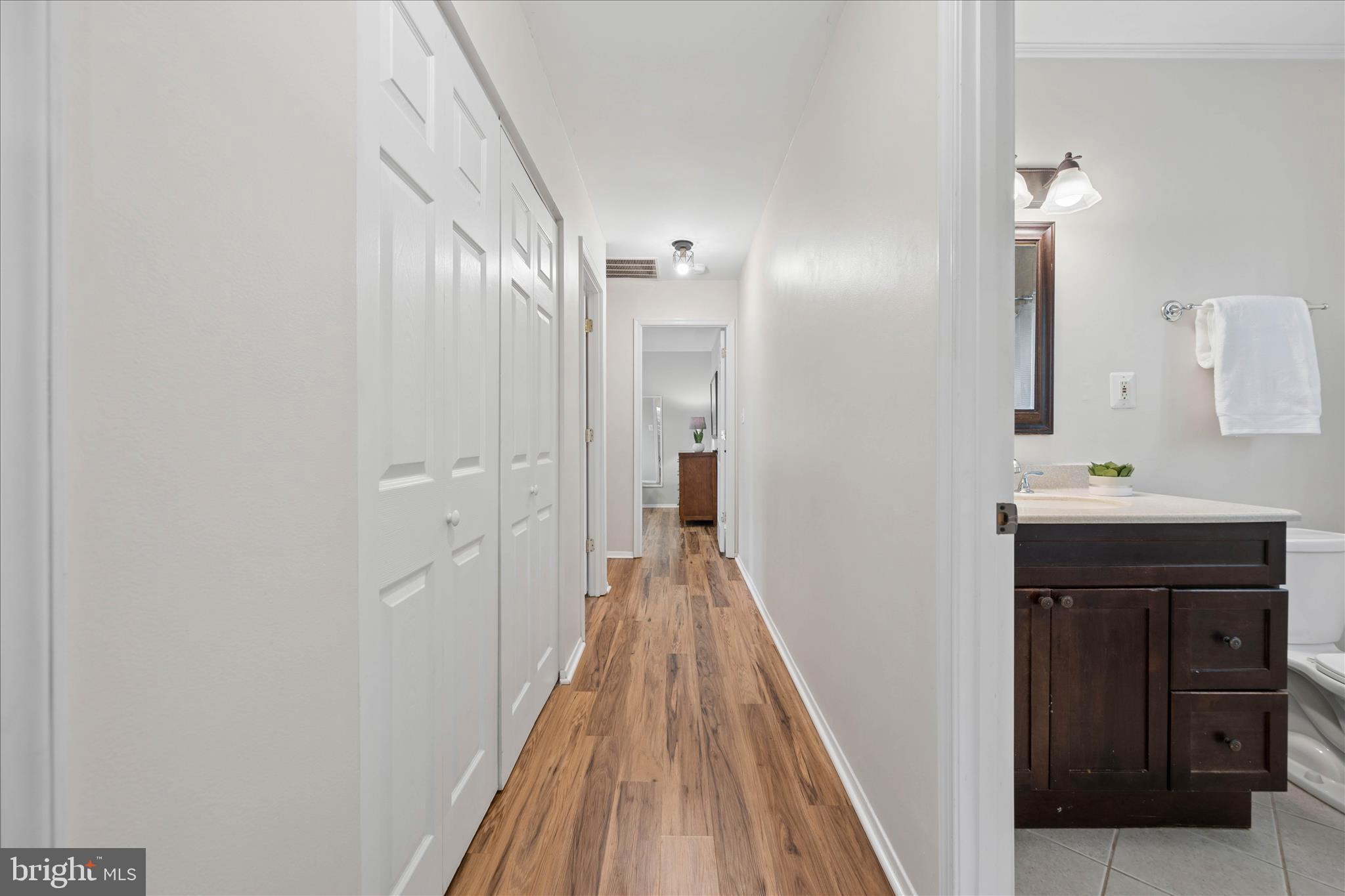 19804 Westerly Avenue Poolesville, MD 20837 - Photo 48 of 60 Hall
