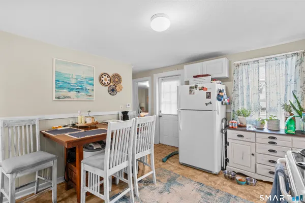 $500,000 | 148 Pleasant Street, Enfield, CT 06082