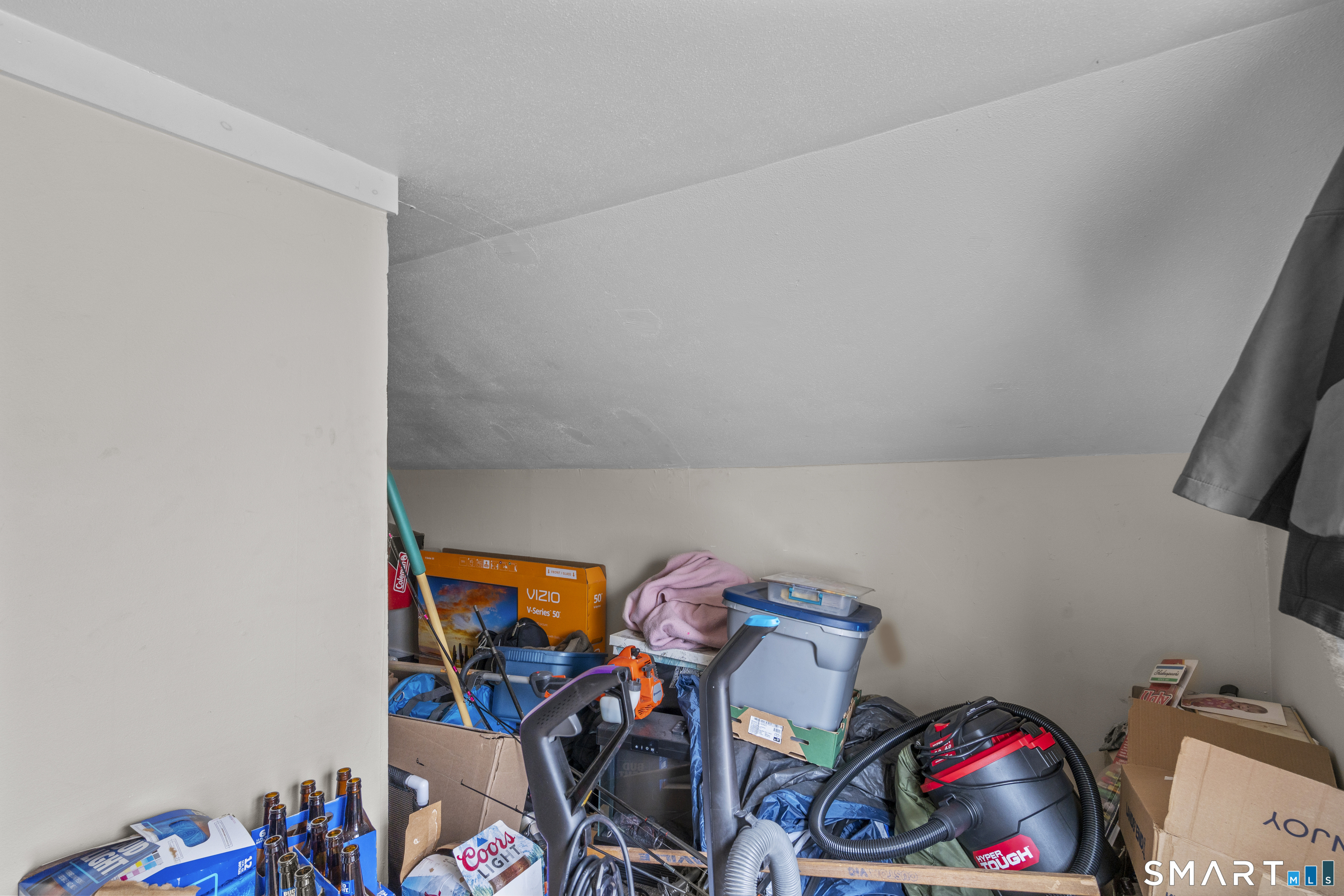 148 Pleasant Street Enfield, CT 06082 - Photo 24 of 40