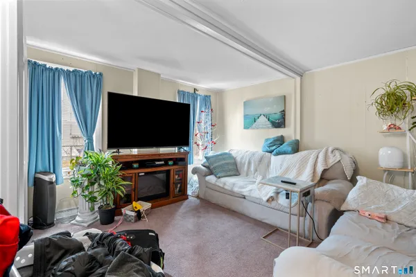 $500,000 | 148 Pleasant Street, Enfield, CT 06082