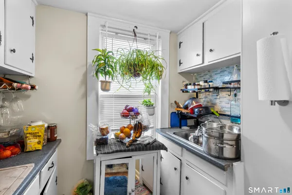 $500,000 | 148 Pleasant Street, Enfield, CT 06082