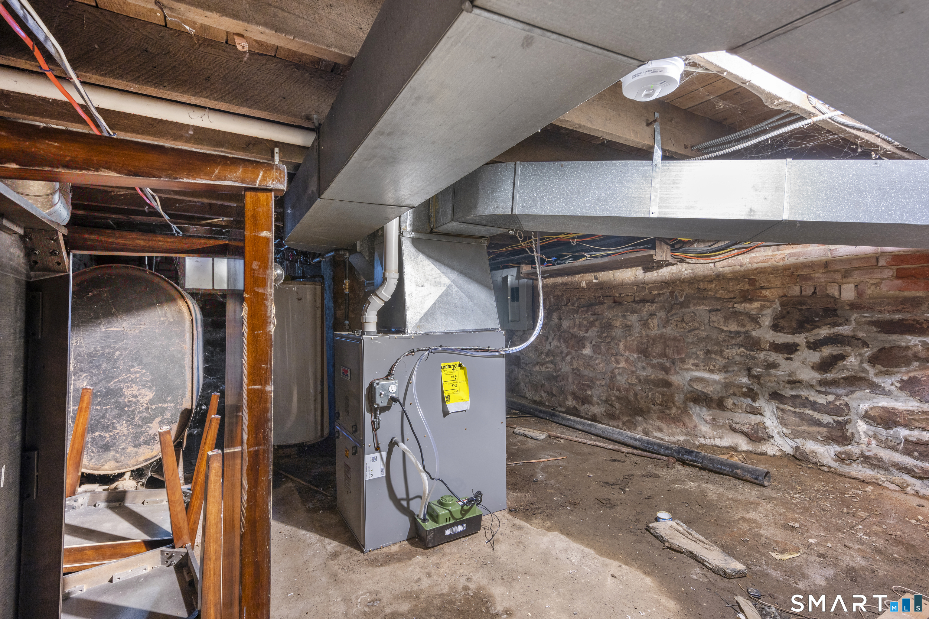 148 Pleasant Street Enfield, CT 06082 - Photo 33 of 40