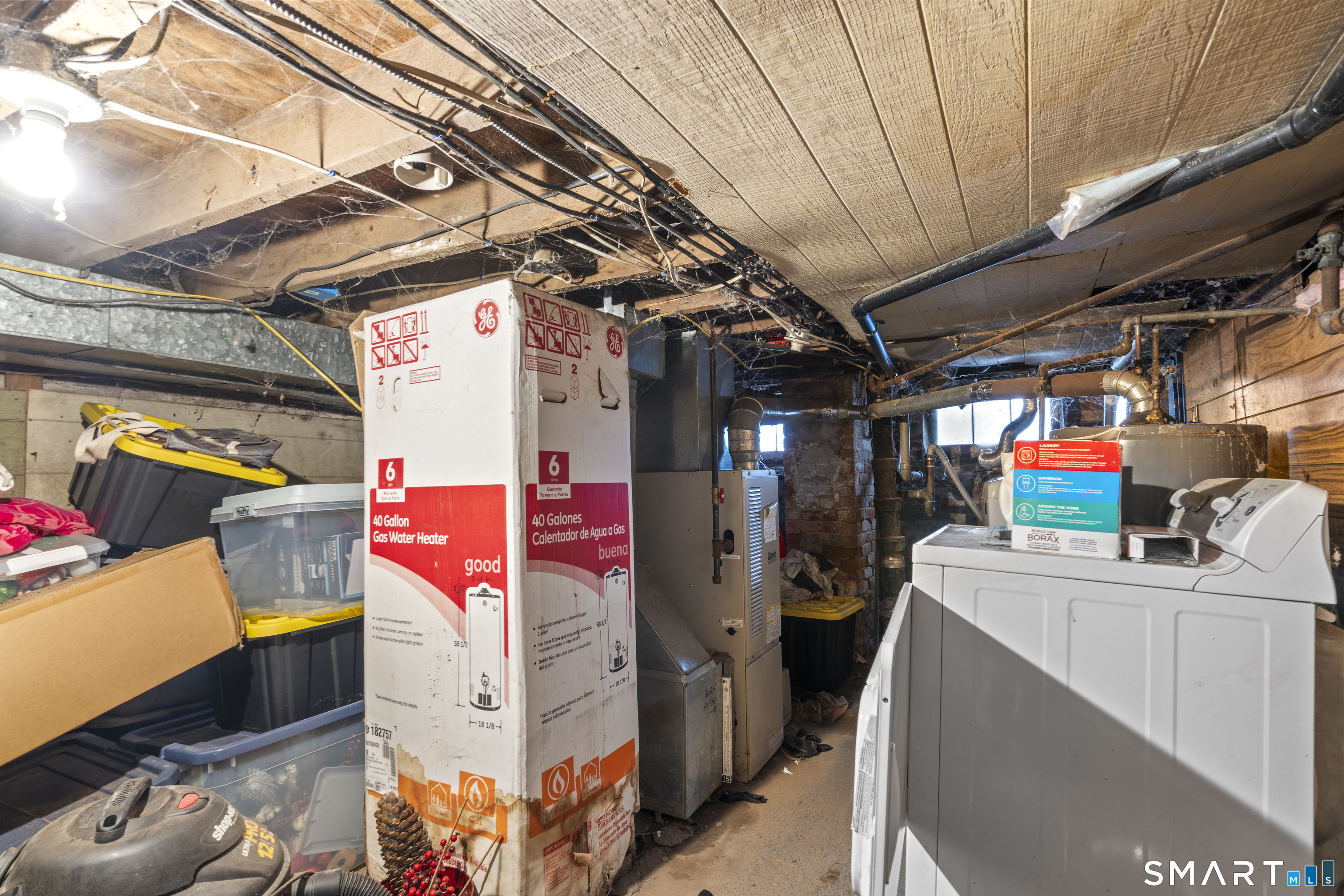 148 Pleasant Street Enfield, CT 06082 - Photo 38 of 40