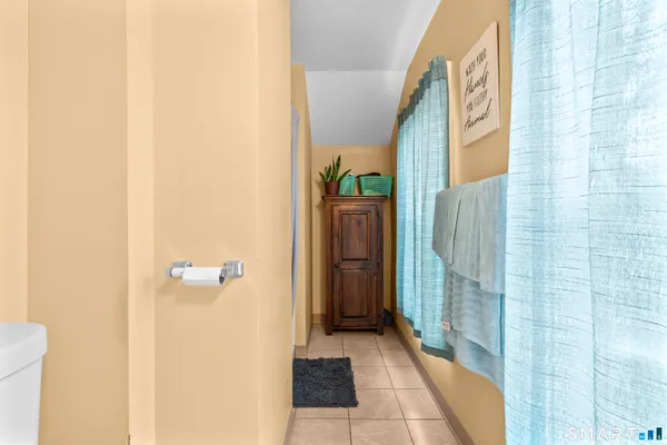 $500,000 | 148 Pleasant Street, Enfield, CT 06082