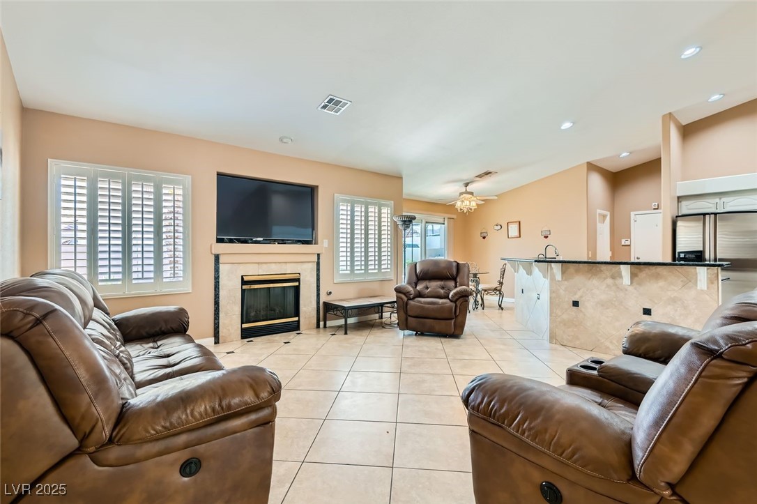 1037 Norellat Road Henderson, NV 89011 - Photo 9 of 53 Gallery Image 9