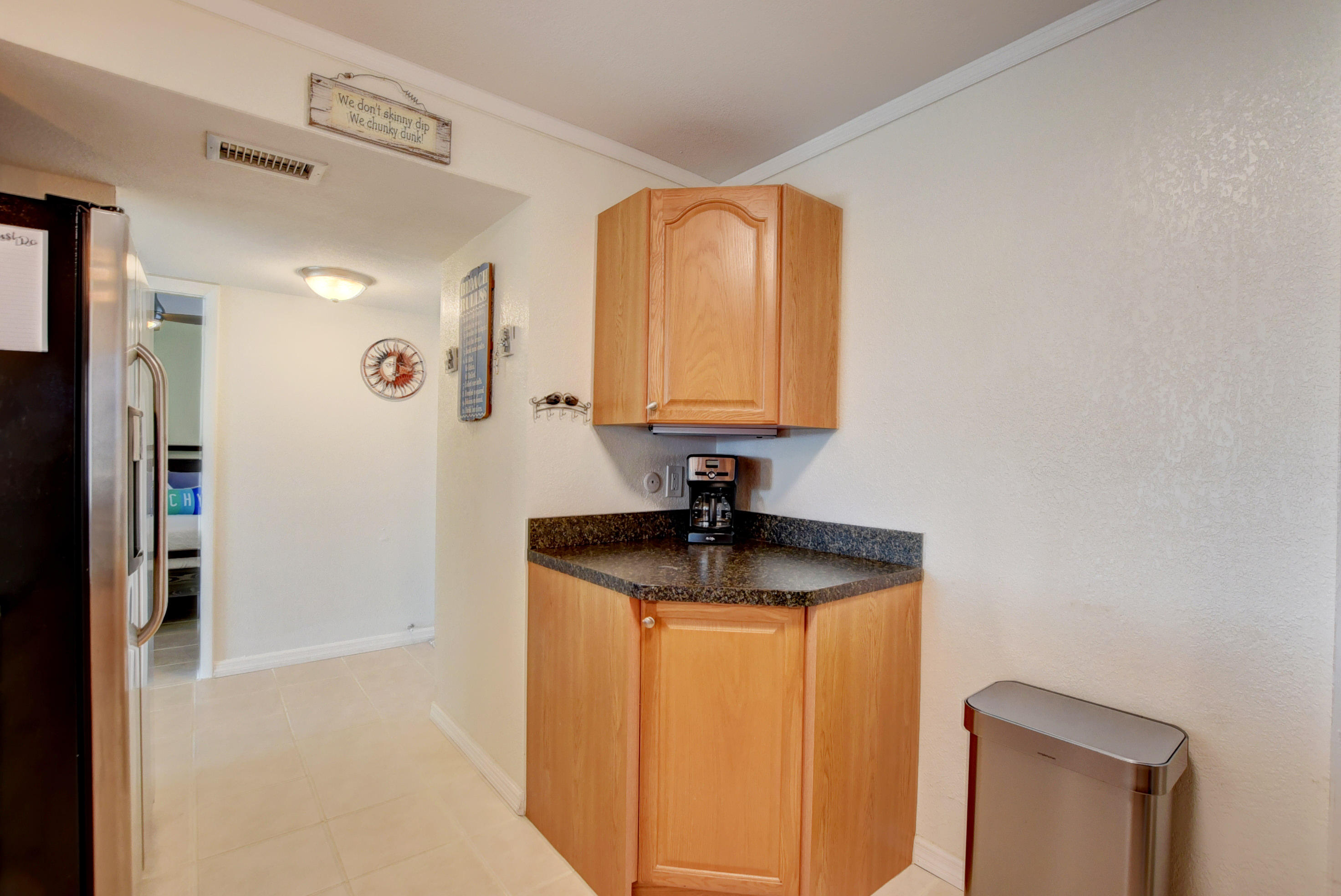 250 Northwest 67th Street, Unit 418 Boca Raton, FL 33487 - Photo 17 of 33 Kitchen