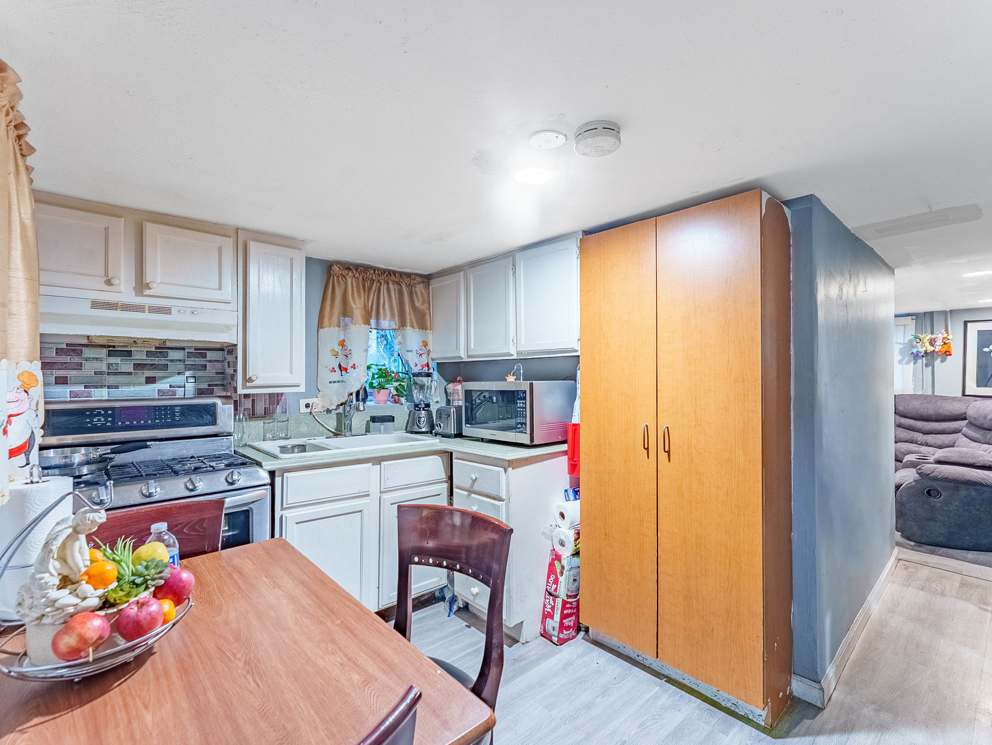 3217 South Ridgeway Avenue Chicago, IL 60623 - Photo 12 of 17 Gallery Image 12