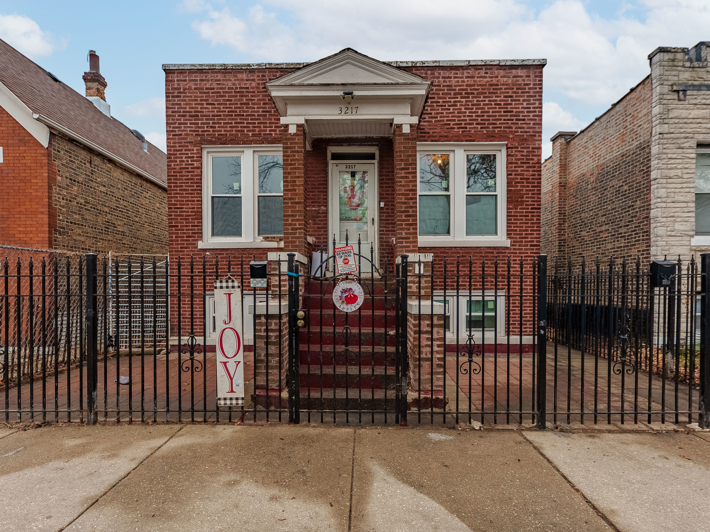 3217 South Ridgeway Avenue Chicago, IL 60623 - Photo 2 of 17 Gallery Image 2
