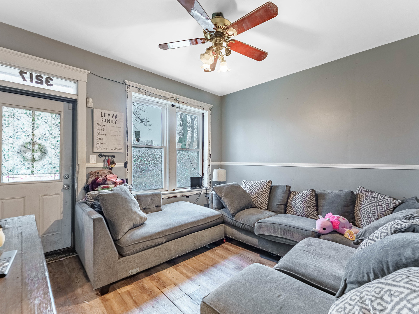 3217 South Ridgeway Avenue Chicago, IL 60623 - Photo 4 of 17 Gallery Image 4
