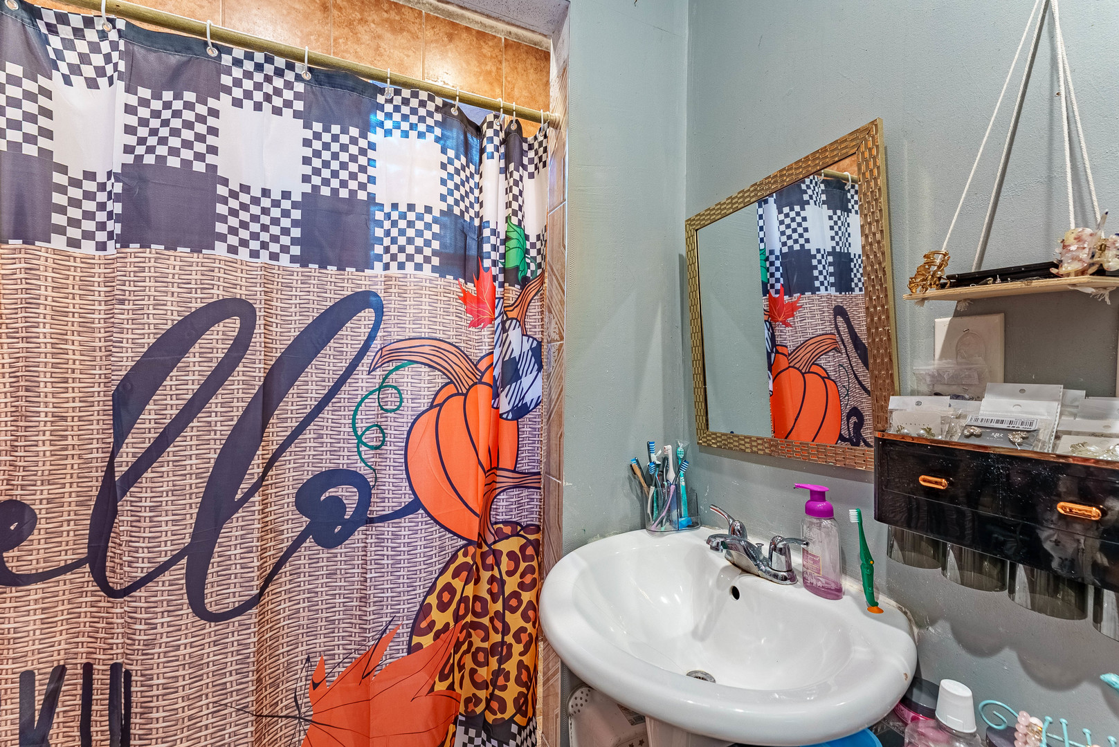 3217 South Ridgeway Avenue Chicago, IL 60623 - Photo 6 of 17 Gallery Image 6