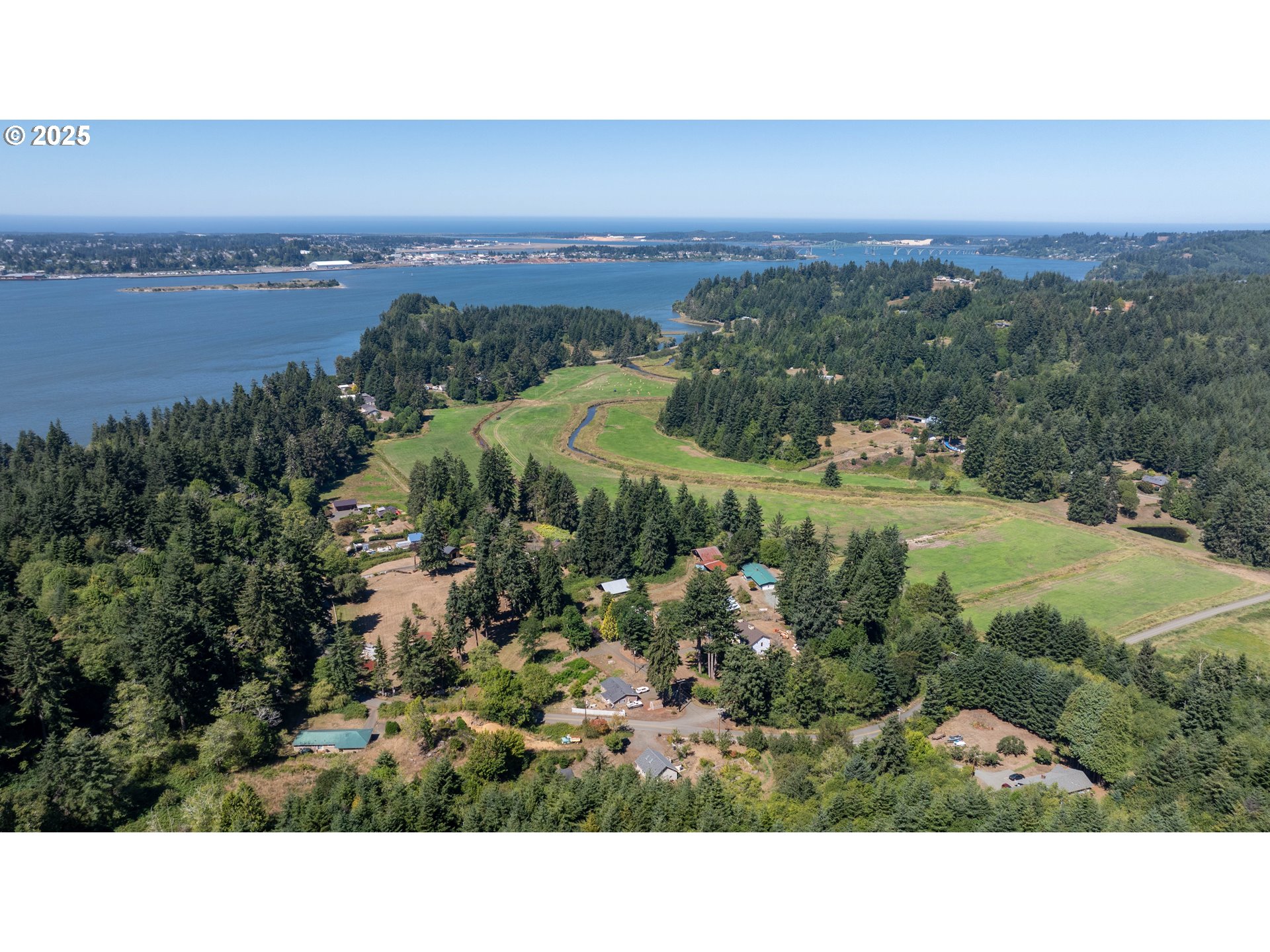 94360 Willanch Lane North Bend, OR 97459 - Photo 8 of 25