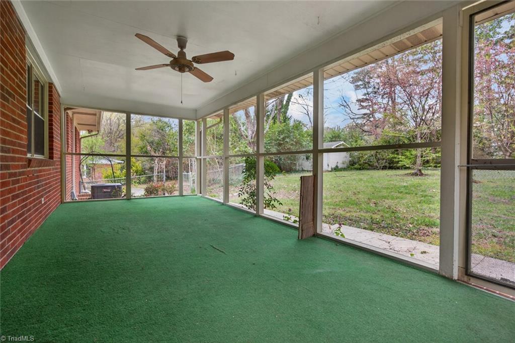 113 Green Valley Road Greensboro, NC 27403 - Photo 37 of 45