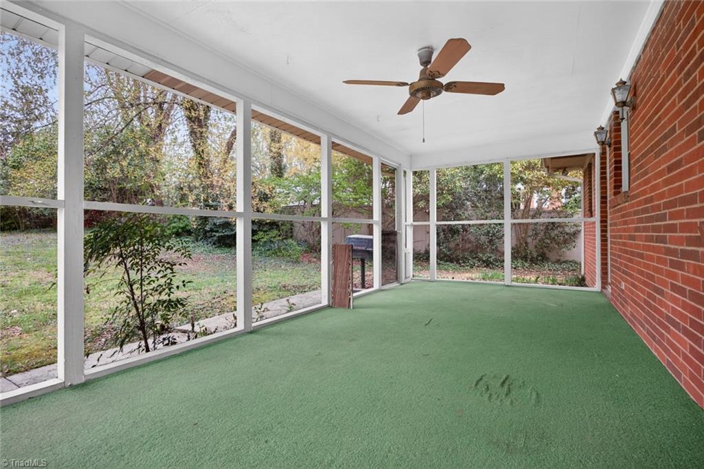 113 Green Valley Road Greensboro, NC 27403 - Photo 38 of 45