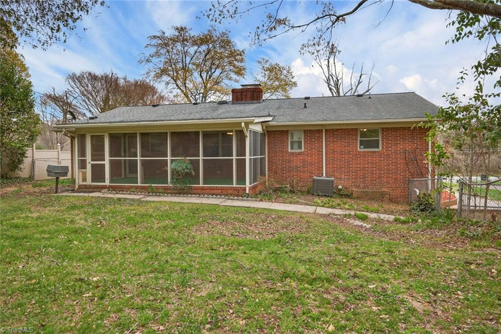 113 Green Valley Road Greensboro, NC 27403 - Photo 39 of 45