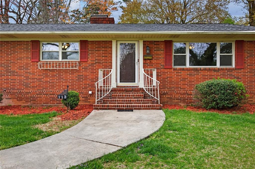 113 Green Valley Road Greensboro, NC 27403 - Photo 6 of 45