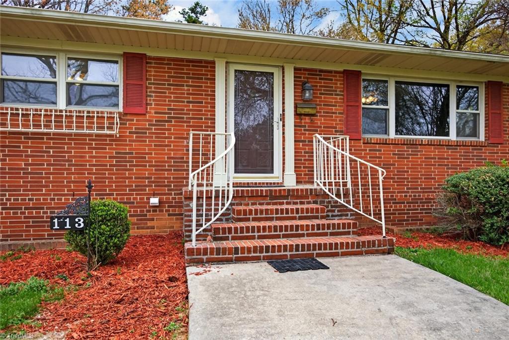 113 Green Valley Road Greensboro, NC 27403 - Photo 7 of 45