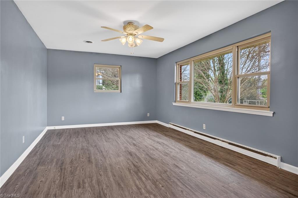 113 Green Valley Road Greensboro, NC 27403 - Photo 9 of 45