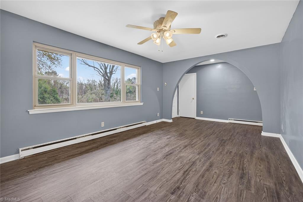 113 Green Valley Road Greensboro, NC 27403 - Photo 10 of 45