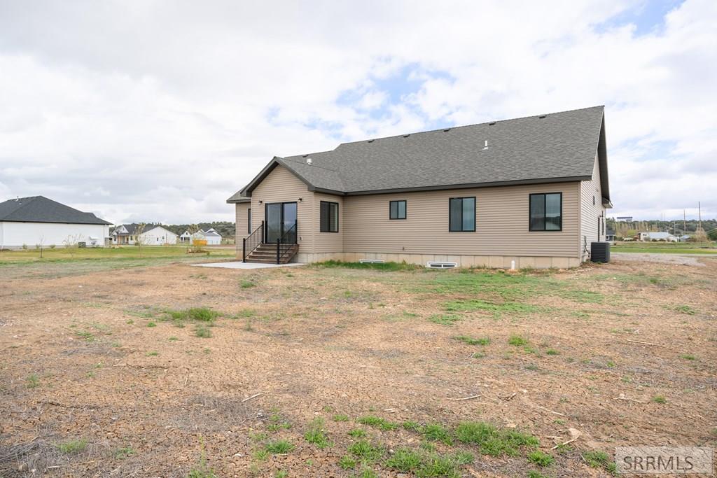 4961 Nordic Way Rexburg, ID 83440 - Photo 3 of 55
