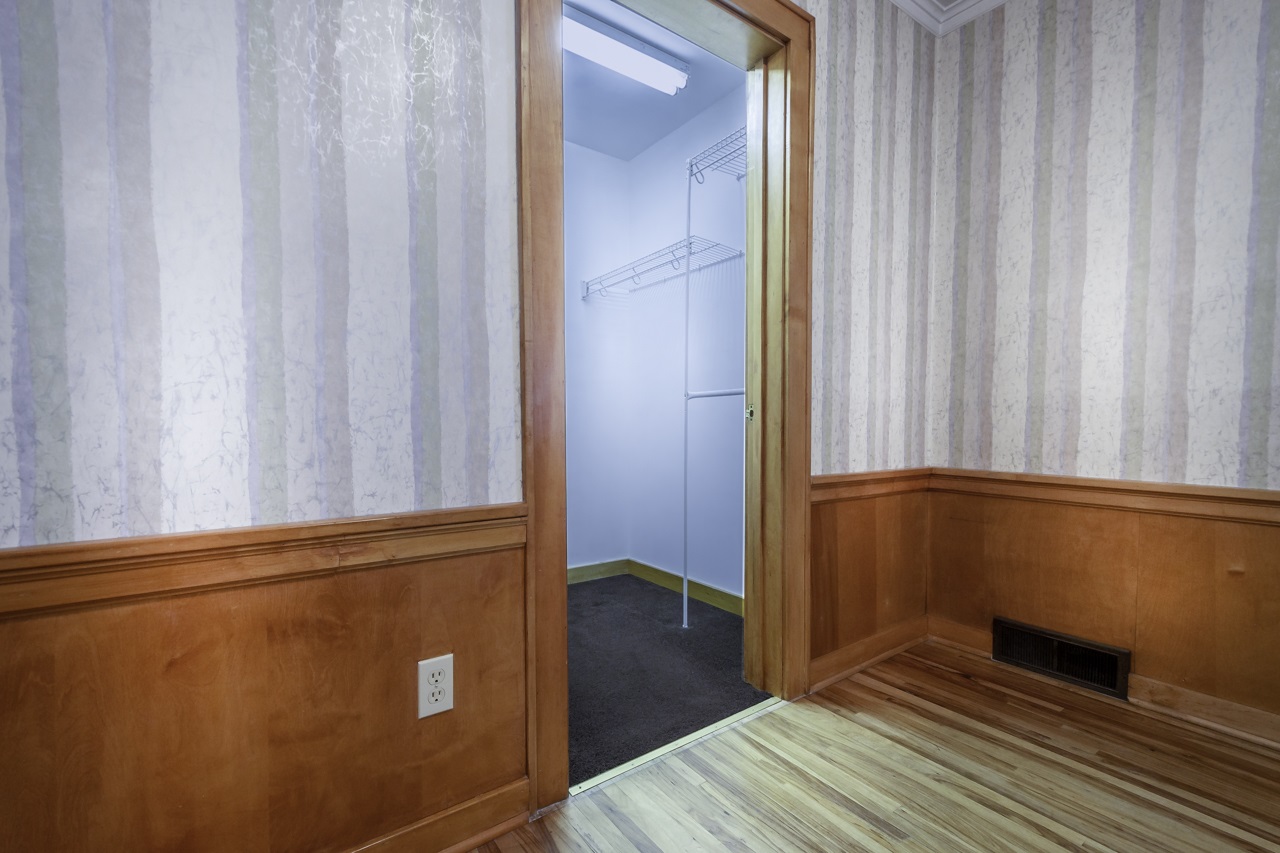 1704 Fairhill Road Fort Wayne, IN 46808 - Photo 10 of 36