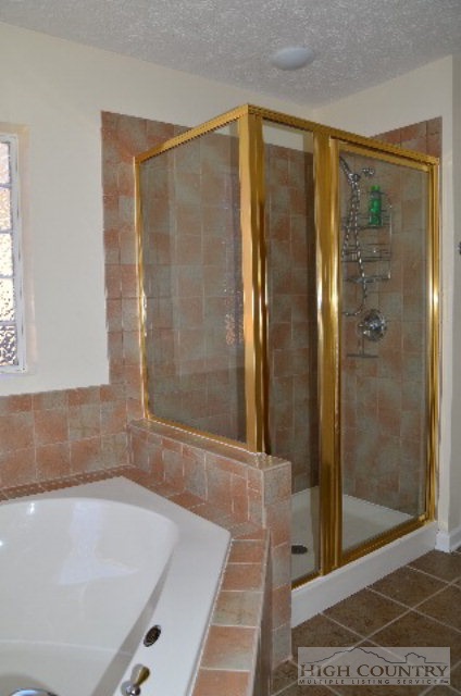 250 Bower Calloway Road Jefferson, NC 28640 - Photo 6 of 22 Gallery Image 6